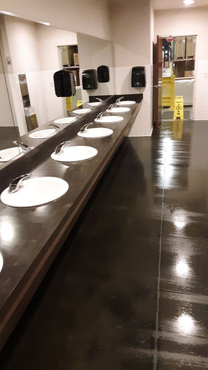 Clean Restrooms Areas
          Janitorial Services in John's Creek, GA (3)